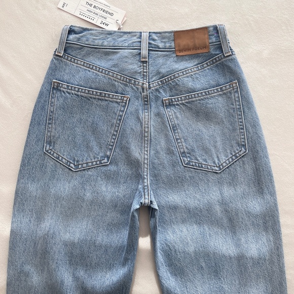 ARITZIA Denim Forum The Boyfriend High Rise Jeans - Picture 9 of 14